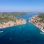 4295d * Tisno